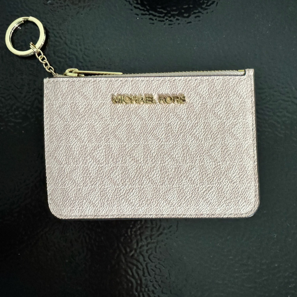 ✨HOST PICK✨ - Michael Kors Jet Set Travel Small Signature Logo Coin Purse